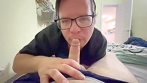 Hot latina taking a hard dick in her mouth