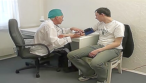 Sexy younger gets pussy pounded