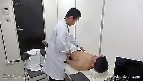 Mair reun hot asian milf gets creampie