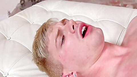 She's anal fucking with my boyfriend in the kitchen