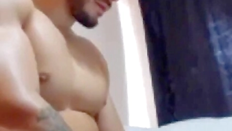 Sexy girl gets her pussy eaten with a