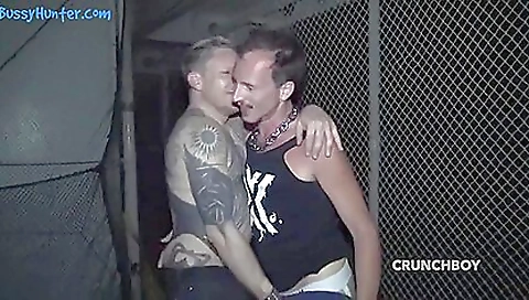 Hot amateur couple fucking on cam