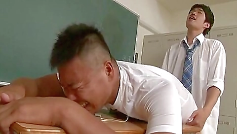 Mil depressedo asian milf gets hot and stevensed