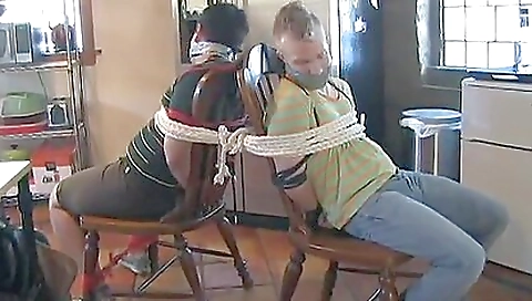 Tomp sellery fuck with a dildo