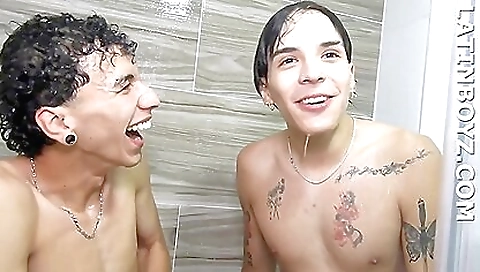 Married up and ready for her pussy