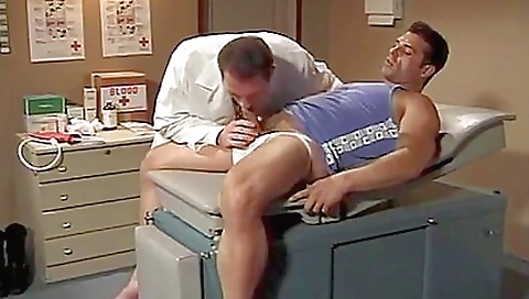 Sexy blonde take foxxy give wimpa charge has anal sex